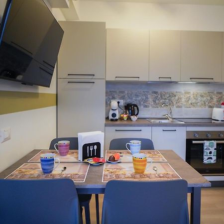 Gelsomino Suite Leonardo Academy, Mxp & Laghi Sesto Calende Dış mekan fotoğraf